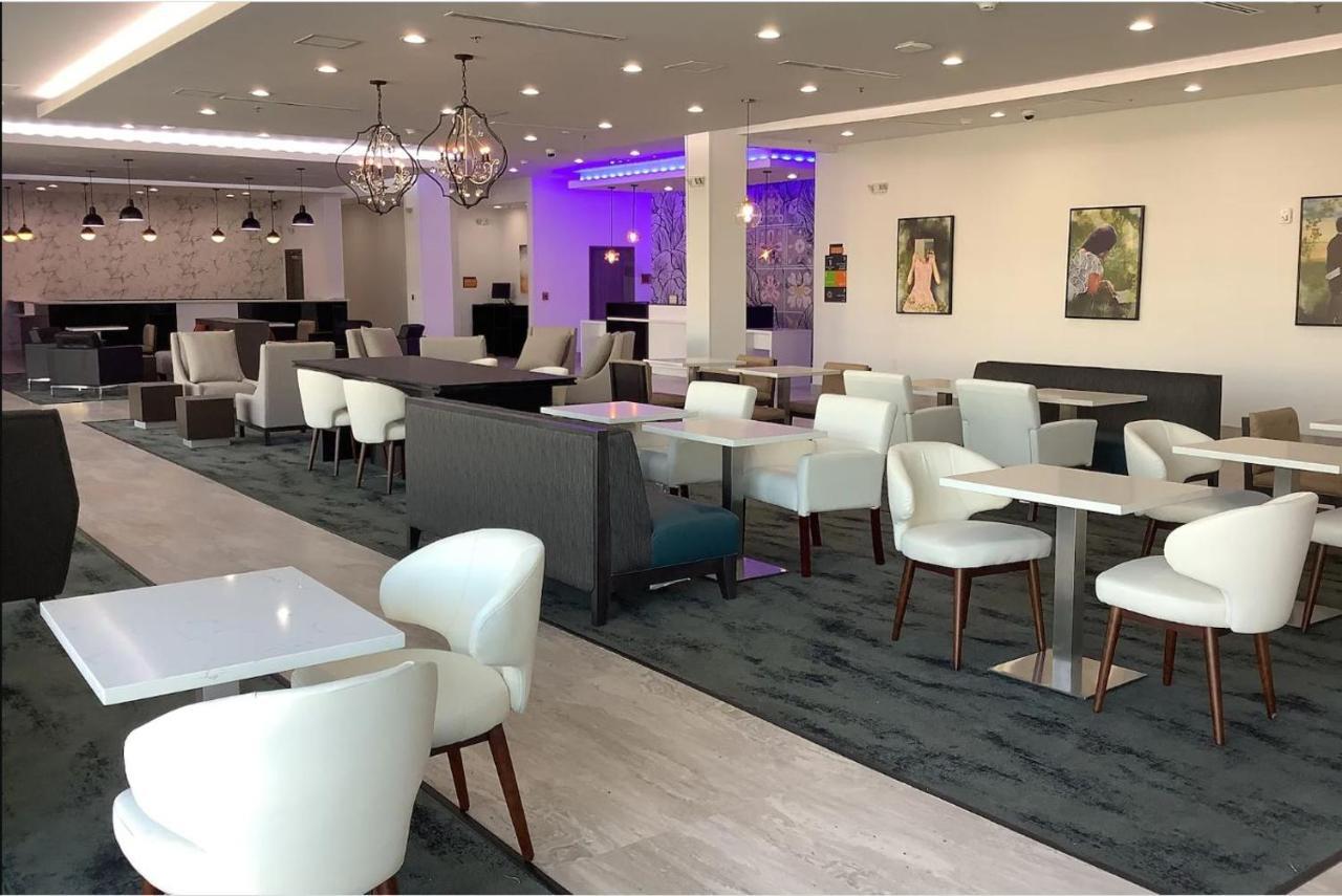 La Quinta Inn & Suites By Wyndham Corpus Christi Southeast Екстер'єр фото