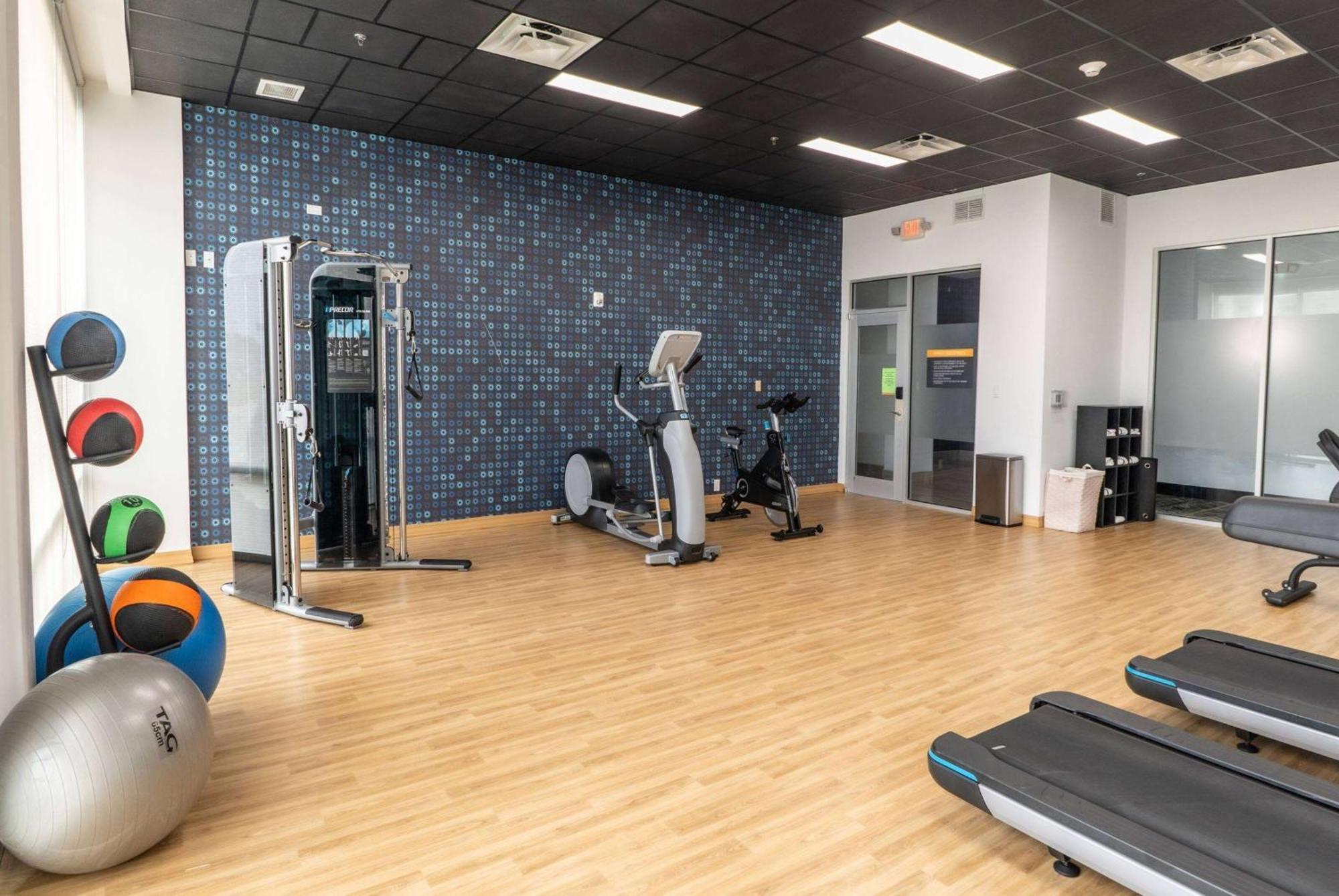La Quinta Inn & Suites By Wyndham Corpus Christi Southeast Екстер'єр фото