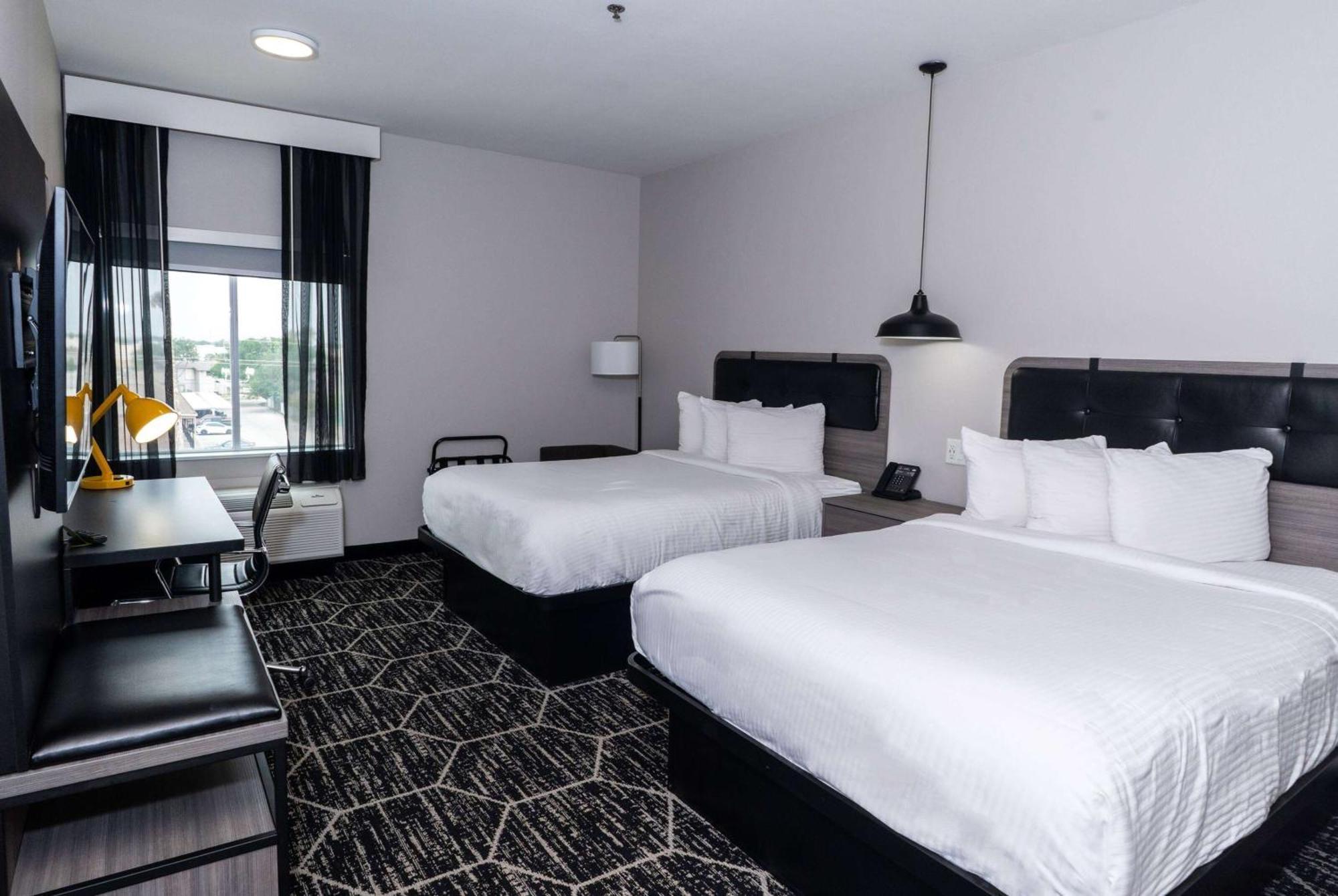 La Quinta Inn & Suites By Wyndham Corpus Christi Southeast Екстер'єр фото